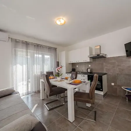 Rose - Ruza Apartment *